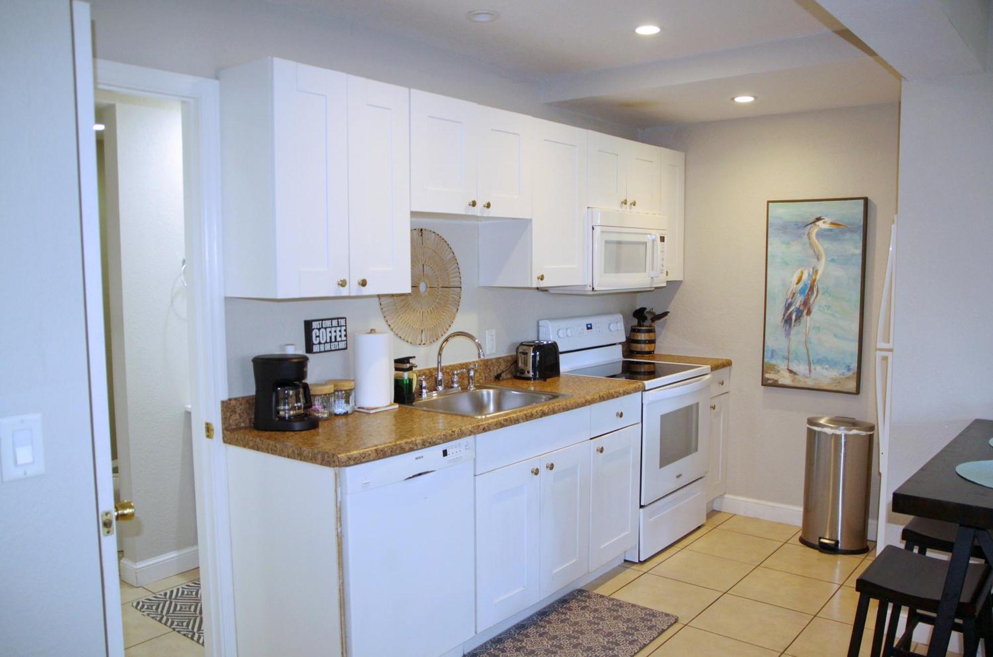 Naples Park Oasis - Cozy Two Bedroom Apartment Ngoại thất bức ảnh